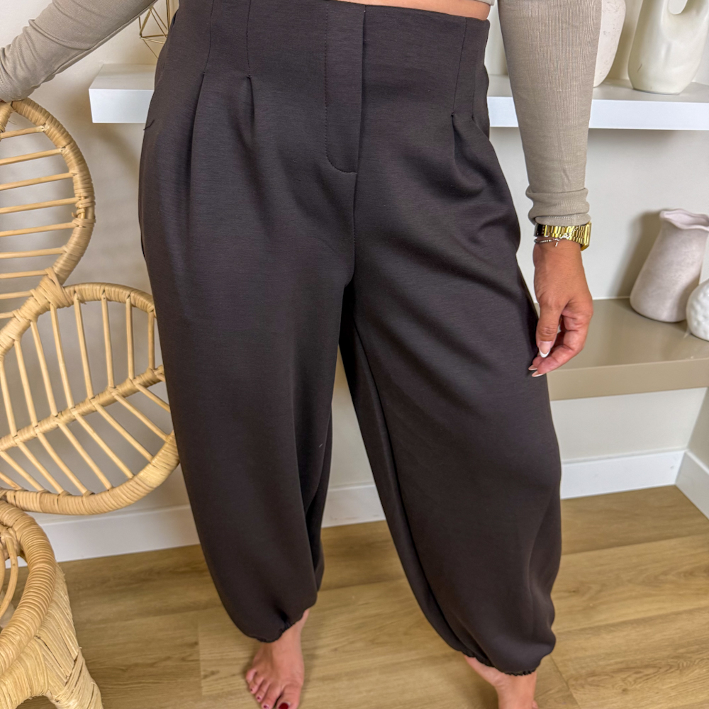 PANTALÓN BOMBACHO CHANDAL MARRON